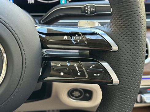 New 2026 Mercedes-Benz GLS 450 4MATIC image 27