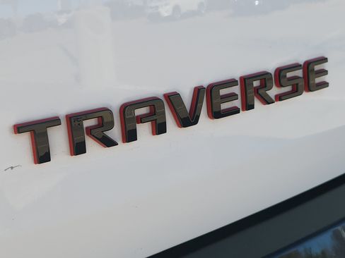 Used 2021 Chevrolet Traverse Premier w/ Redline Edition image 14