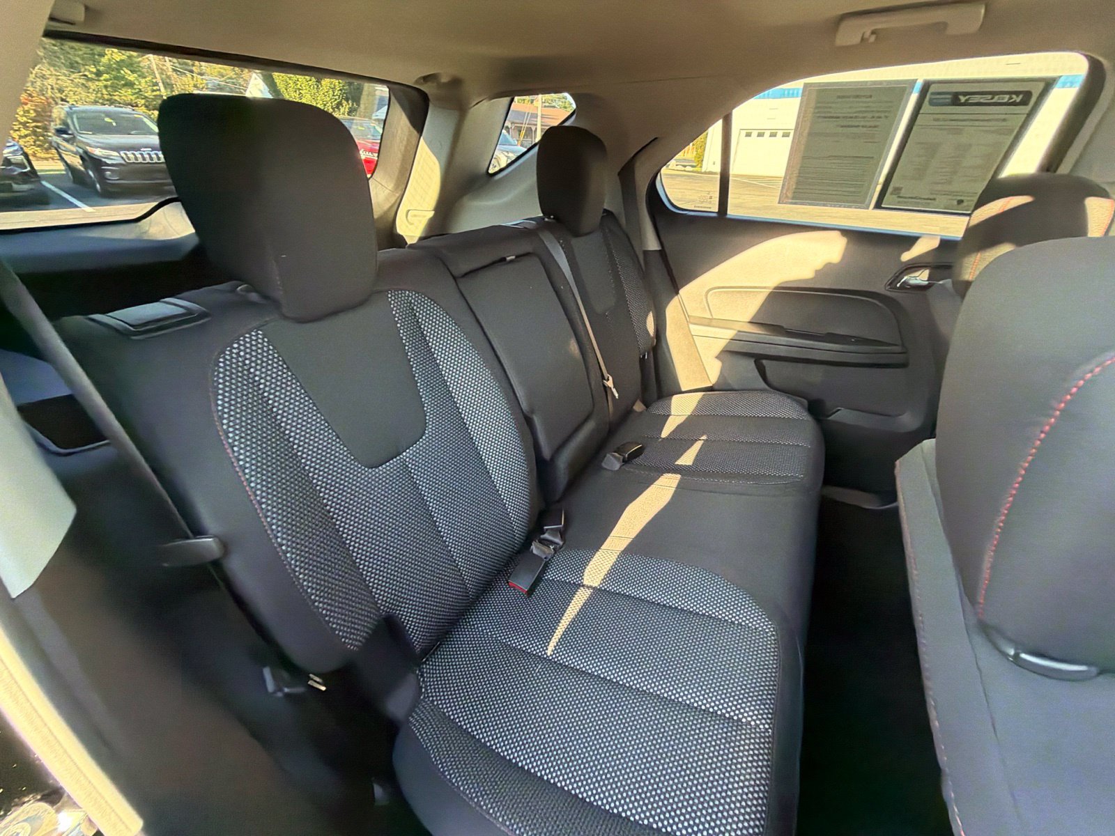 Used 2015 Chevrolet Equinox LT w/ Driver Convenience Package FWD image 26