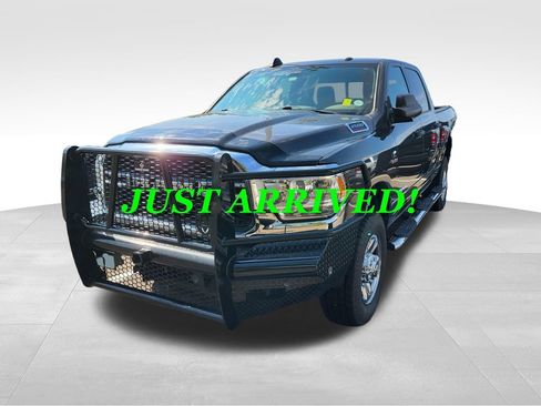 Used 2021 RAM 2500 Tradesman AWD/4WD image 3