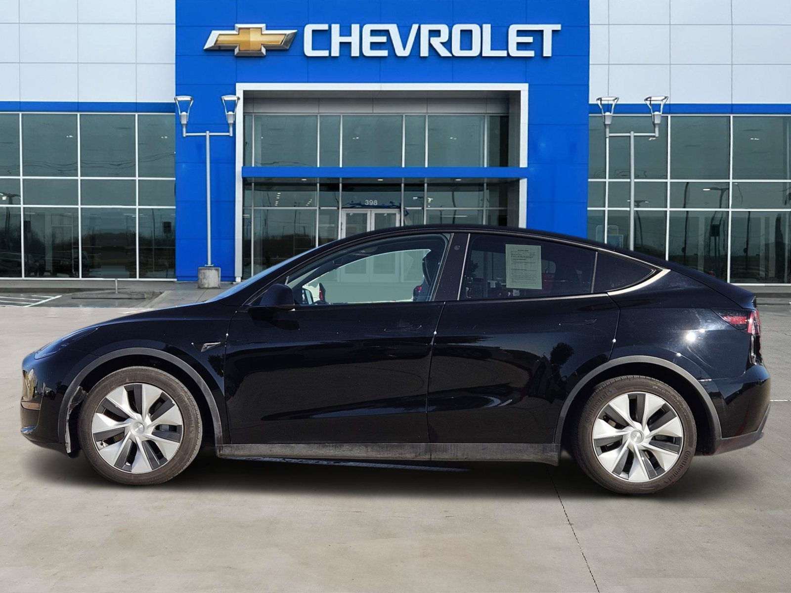 Used 2023 Tesla Model Y Long Range AWD/4WD image 3