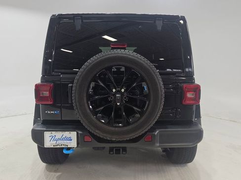 Used 2023 Jeep Wrangler Unlimited Sahara w/ Cold Weather Group image 5