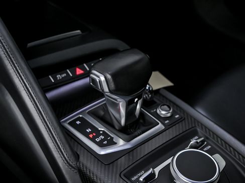 Used 2017 Audi R8 V10 plus image 32