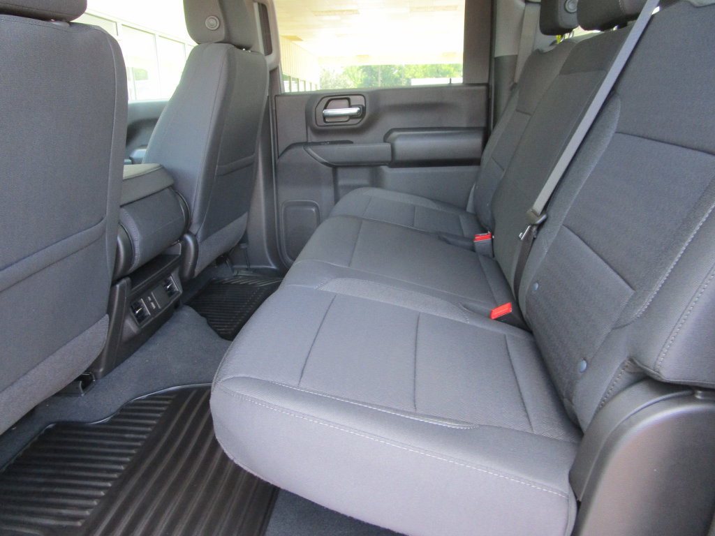 New 2026 Chevrolet Silverado 2500 Custom w/ Custom Value Package AWD/4WD image 30