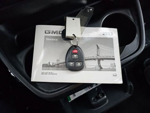Used 2013 GMC Savana 3500 LT w/ LT Preferred Equipment Group image 18
