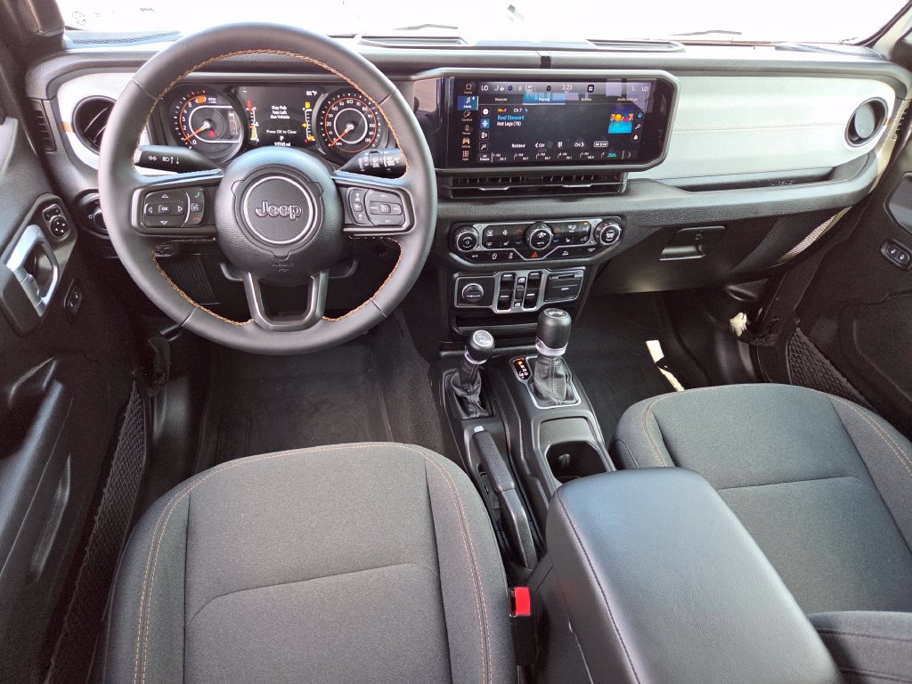 Used 2024 Jeep Wrangler Unlimited Sport AWD/4WD image 21