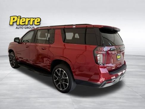Used 2024 Chevrolet Suburban RST w/ Luxury Package AWD/4WD image 2