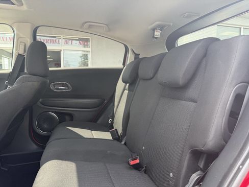 Used 2018 Honda HR-V EX image 22