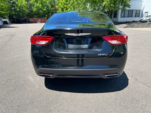 Used 2016 Chrysler 200 S FWD image 4