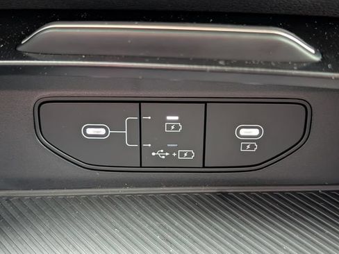 Used 2026 Kia Sportage LX FWD image 18