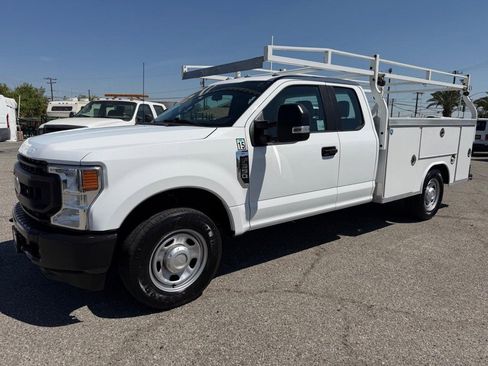 Used 2022 Ford F350 XL w/ Power Equipment Group image 12