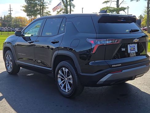 New 2026 Chevrolet Equinox LT w/ Safety and Technology Package image 2