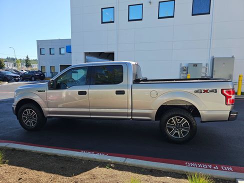 Used 2020 Ford F150 XLT w/ Trailer Tow Package AWD/4WD image 4