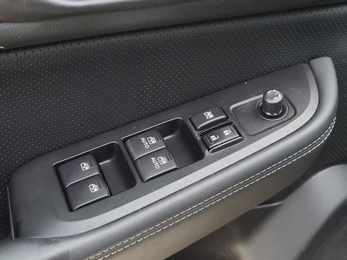 Used 2017 Subaru Outback 3.6R Limited image 20