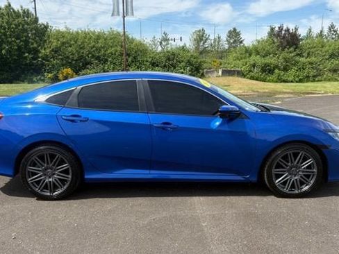 Used 2020 Honda Civic Sport image 17