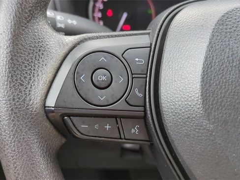 Used 2023 Toyota RAV4 XLE image 22