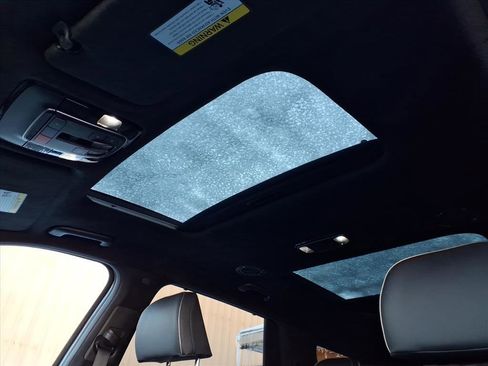 Used 2022 Hyundai Palisade Calligraphy w/ Cargo Package image 16