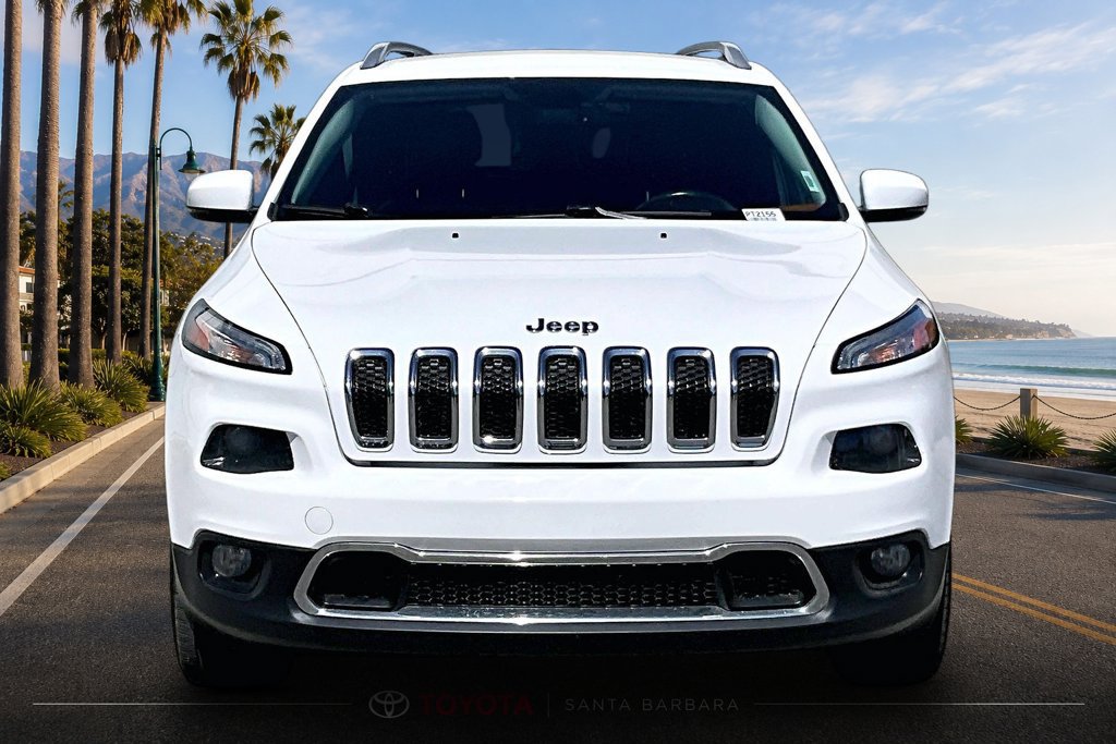 Used 2015 Jeep Cherokee Limited w/ Luxury Group AWD/4WD image 2