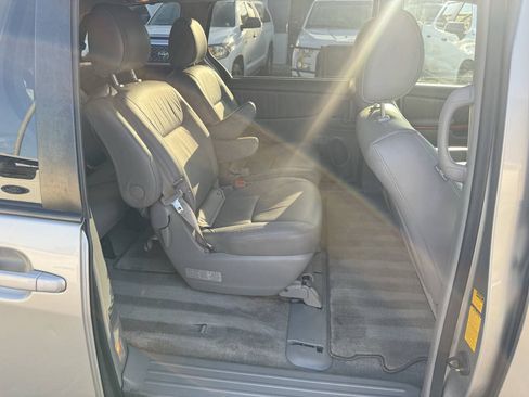 Used 2009 Toyota Sienna XLE FWD image 16