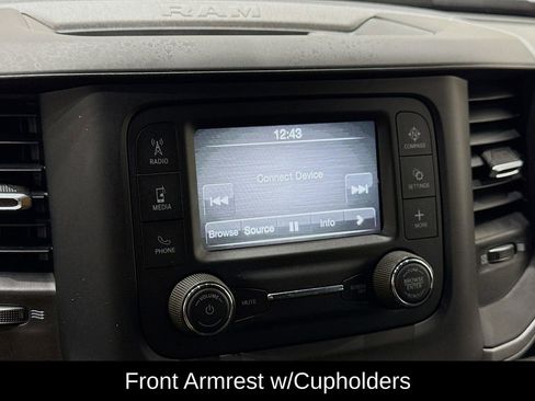 Used 2024 RAM 2500 Tradesman w/ Chrome Appearance Group image 30