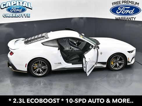 Used 2024 Ford Mustang Coupe RWD image 31