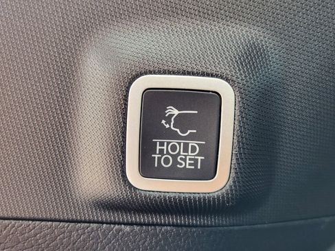 New 2025 Jeep Grand Cherokee Overland w/ Luxury Tech Group IV image 13