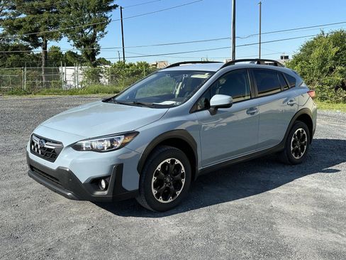 Used 2022 Subaru Crosstrek 2.0i Premium w/ Popular Package #3 AWD/4WD image 4