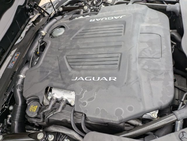 Certified 2024 Jaguar F-TYPE R AWD/4WD image 16
