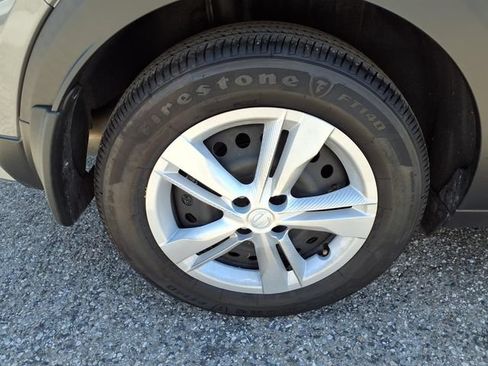 Used 2025 Nissan Kicks Play S FWD image 25