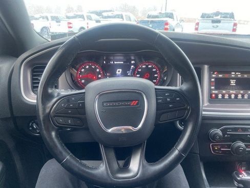 Used 2021 Dodge Charger SXT w/ Blacktop Package image 10