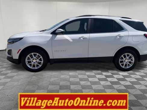 Used 2022 Chevrolet Equinox LT AWD/4WD image 42