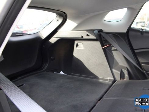 Used 2024 Chevrolet Trax LT w/ LT Convenience Package image 35