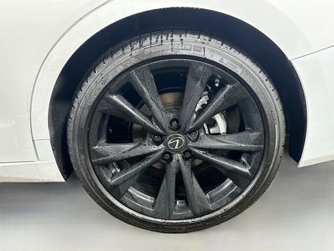 New 2025 Lexus ES 300h F Sport image 30