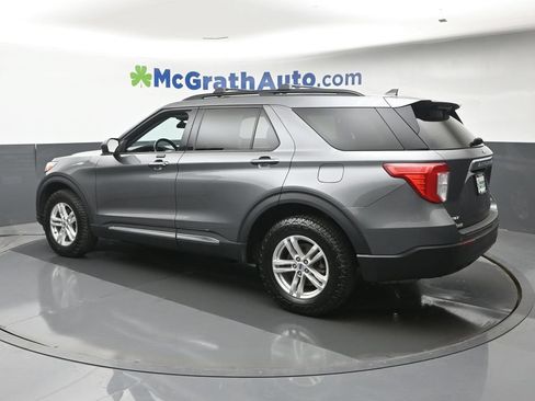 Used 2023 Ford Explorer XLT AWD/4WD image 26