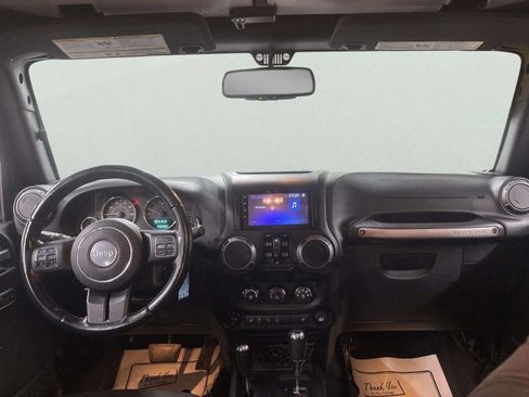 Used 2018 Jeep Wrangler Unlimited Sport S image 21