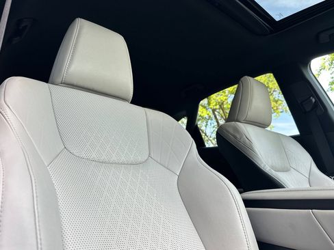 Certified 2023 Lexus RX 350 w/ Accessory Package (Z1) image 21