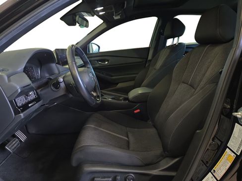 Used 2024 Honda Accord Sport image 13