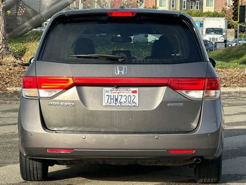 Used 2015 Honda Odyssey Touring image 5