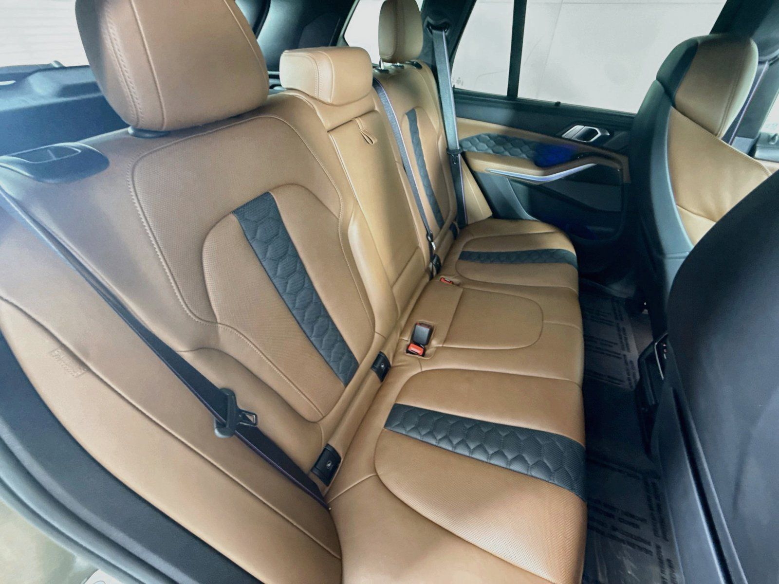 Used 2022 BMW X5 M w/ Competition Package 2 AWD/4WD image 26