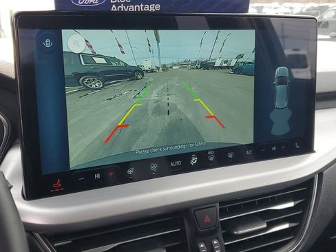 Certified 2025 Ford Escape Platinum image 21