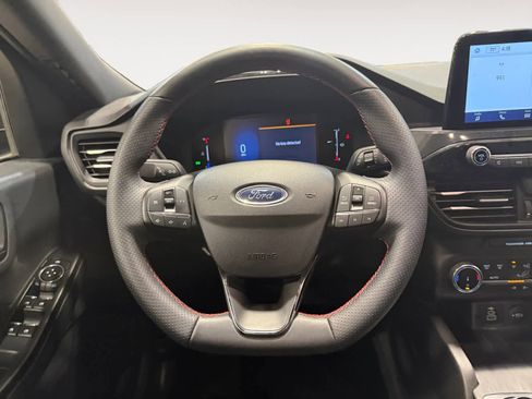 Used 2025 Ford Escape ST-Line image 13