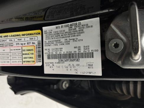 Used 2020 Lincoln MKZ image 29