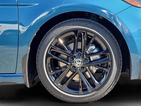 Used 2026 Toyota Camry SE w/ Multimedia Upgrade Package image 10