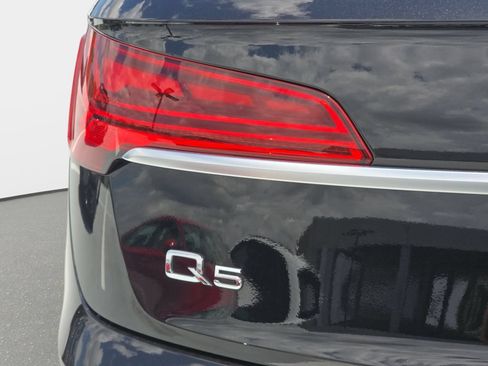 Used 2023 Audi Q5 2.0T Premium w/ Convenience Package AWD/4WD image 30