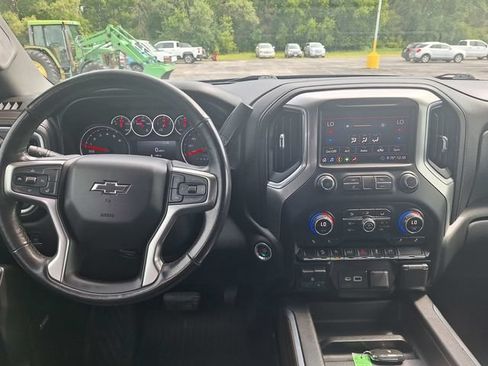 Used 2020 Chevrolet Silverado 1500 LT Trail Boss AWD/4WD image 13