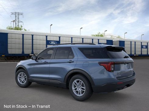 New 2026 Ford Explorer Active image 4