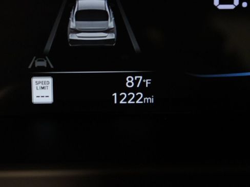 Used 2026 Hyundai Elantra Sport FWD image 28