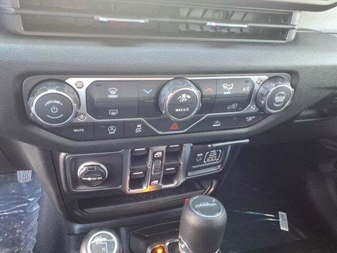 New 2026 Jeep Gladiator Sport AWD/4WD image 26