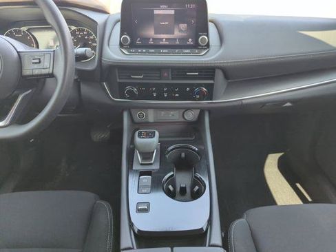 Certified 2023 Nissan Rogue S FWD image 25