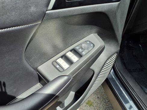 Used 2025 Mitsubishi Outlander SE AWD/4WD image 19
